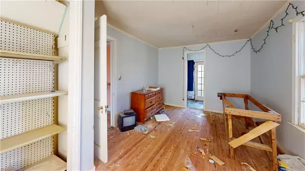 Randleman, NC 27317,336 W Academy ST