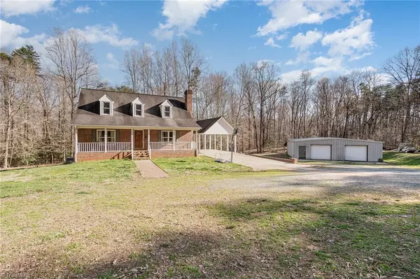 2480 Creekway Ridge, Asheboro, NC 27205