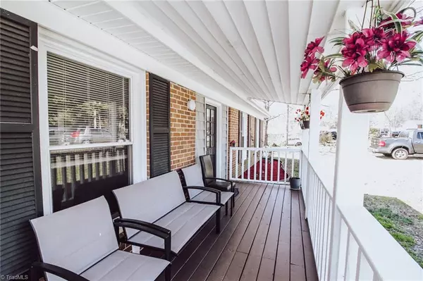 High Point, NC 27263,802 Ernest CT