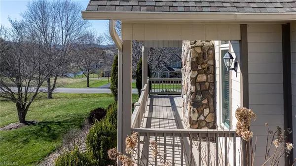 Jefferson, NC 28640,355 Olde Charter CIR