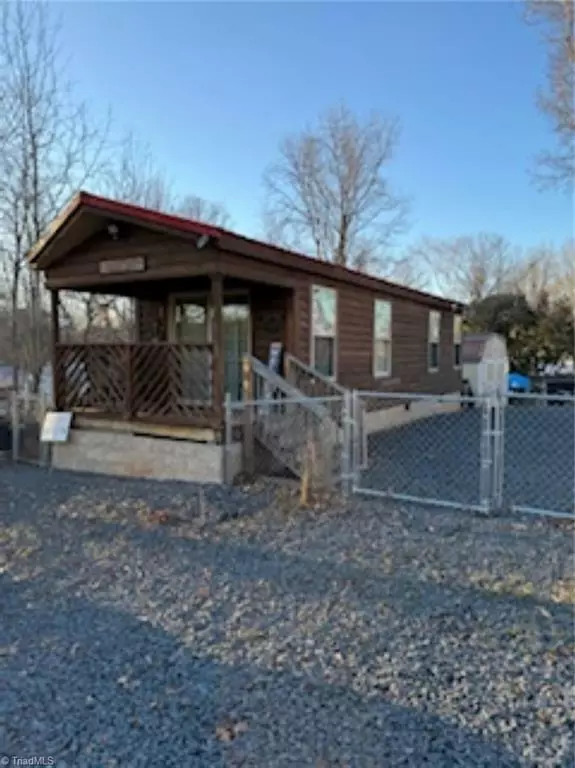 Mount Gilead, NC 27306,200 Lake Tillery TRL