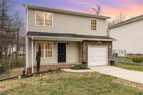 4022 Mountainridge DR, Greensboro, NC 27401