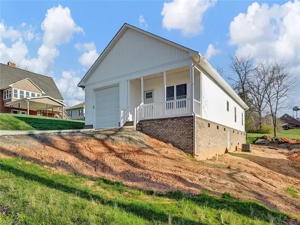 Pilot Mountain, NC 27041,205 Dodson ST