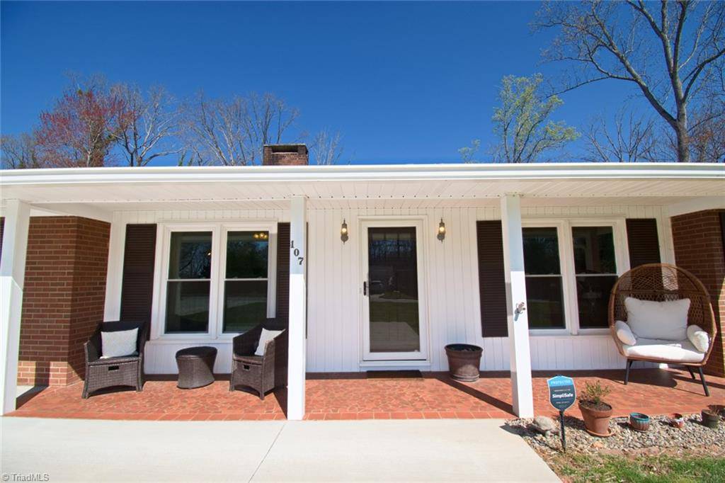 North Wilkesboro, NC 28659,107 Pine ST