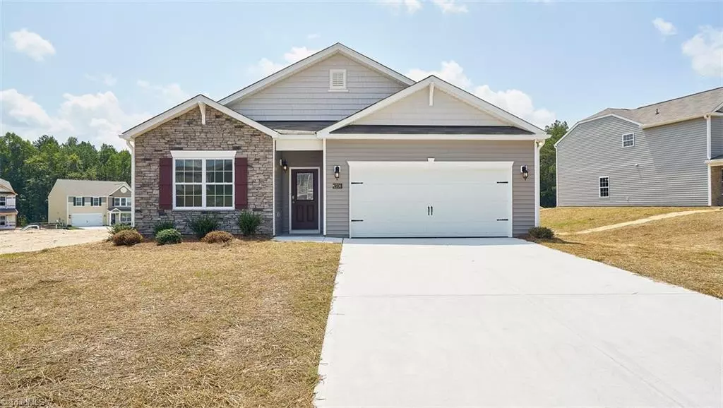 Lexington, NC 27295,841 Tobacco RD