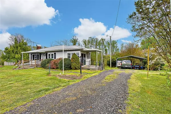 Ramseur, NC 27316,4654 Rainbow TRL