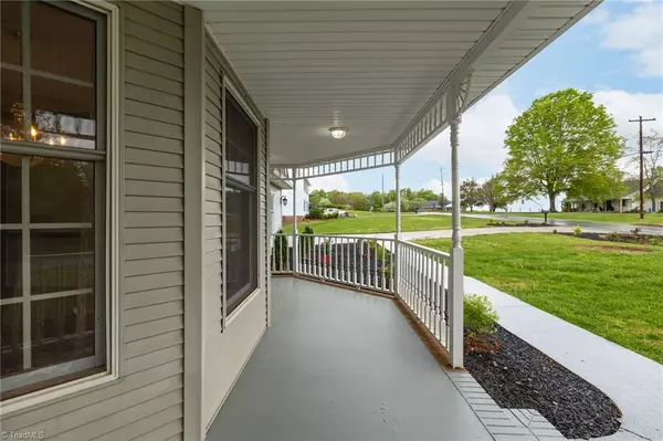 Thomasville, NC 27360,194 Old Farm RD