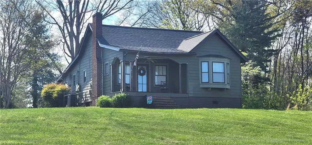 Mount Airy, NC 27030,143 N Franklin RD