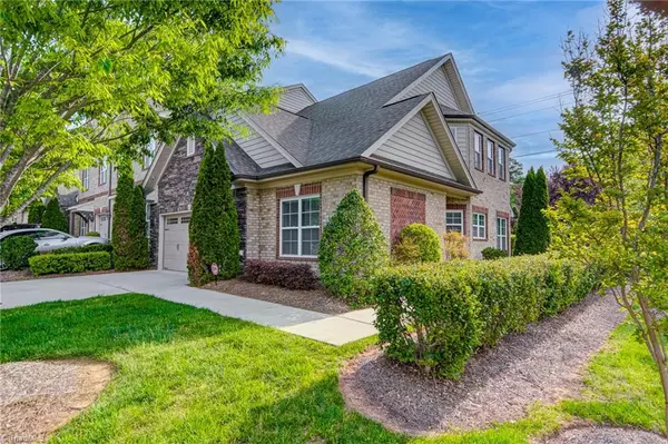 Winston Salem, NC 27103,1435 Neville Gardens LN