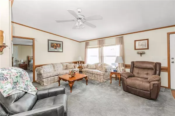 Hamptonville, NC 27020,2425 Wagoner RD