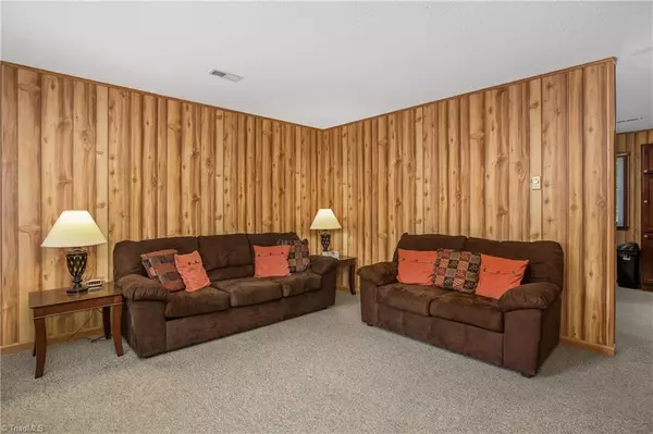 King, NC 27021,1113 Foxtrot CT