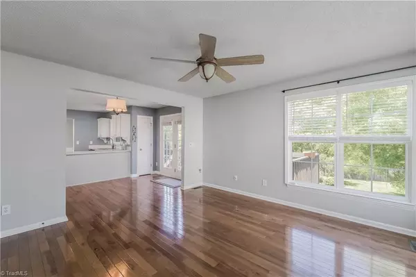 Greensboro, NC 27410,3393 Valley Crossing DR