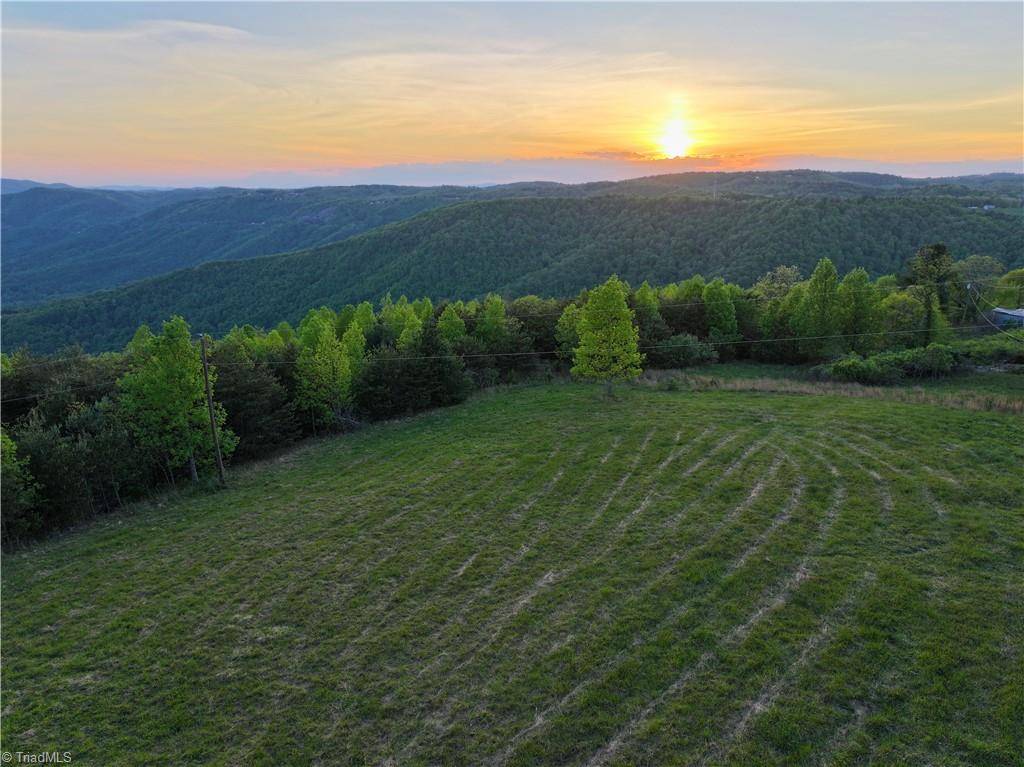 Fancy Gap, VA 24328,2621 Elk Spur RD