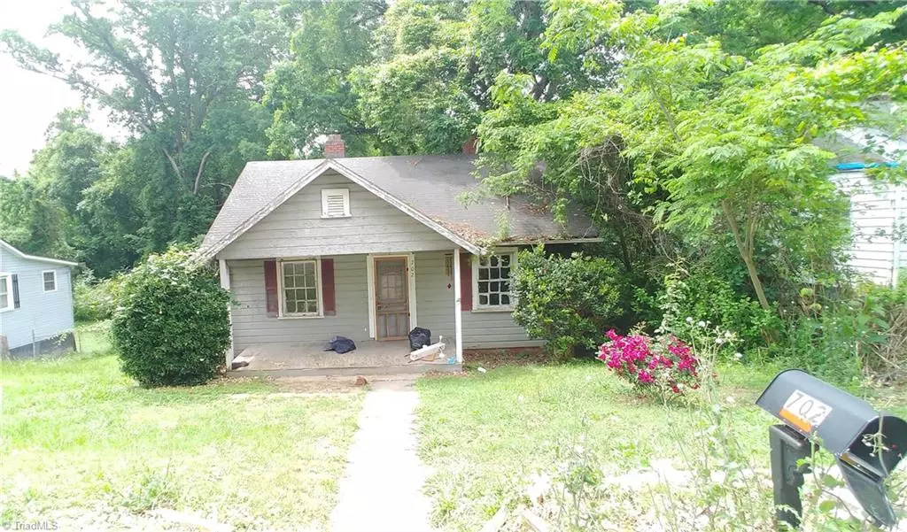 Reidsville, NC 27320,702 Roach ST