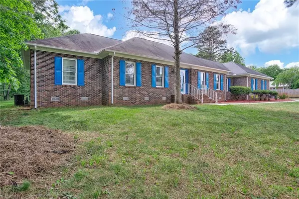 104 Timberlake DR, Salisbury, NC 28147