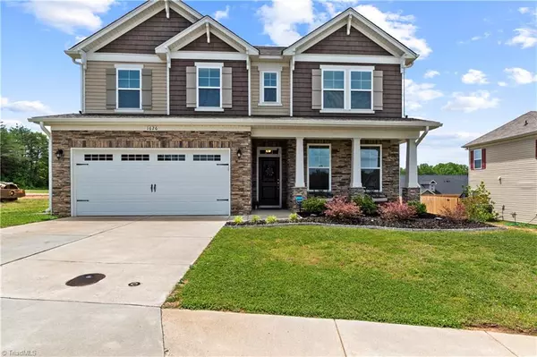 1626 Silver Lake DR, Kernersville, NC 27284