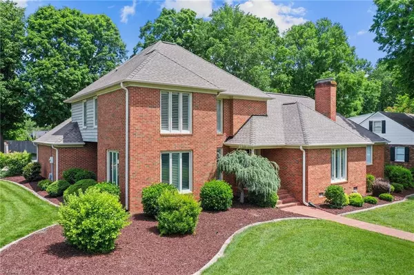 Burlington, NC 27215,2243 Walker AVE