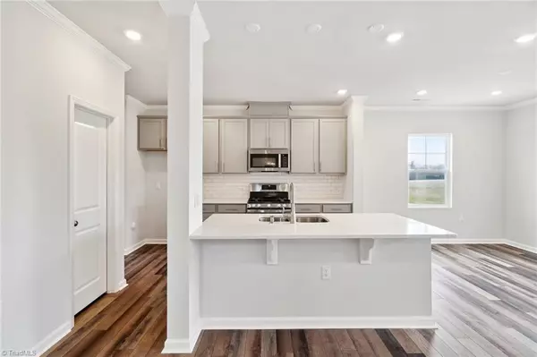 King, NC 27021,103 Piebald DR