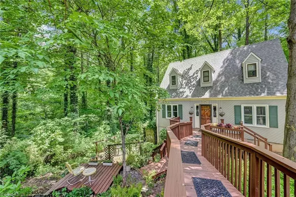 Winston Salem, NC 27127,4325 Walnut Hollow DR