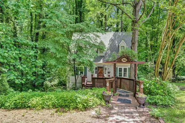 Winston Salem, NC 27127,4325 Walnut Hollow DR