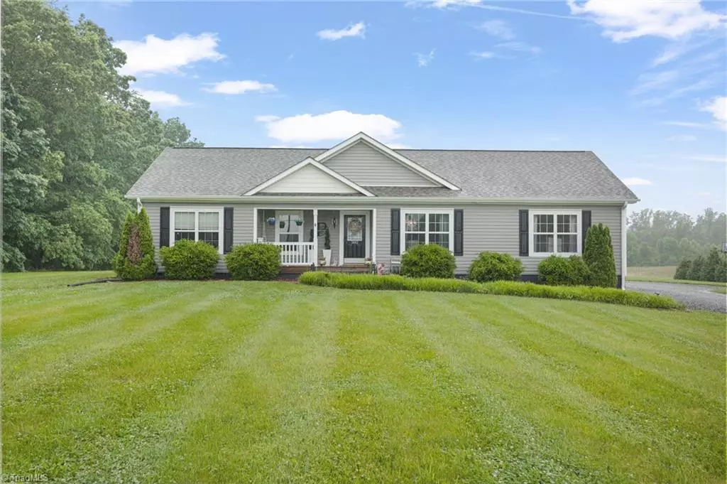 Ararat, NC 27007,3442 Siloam RD