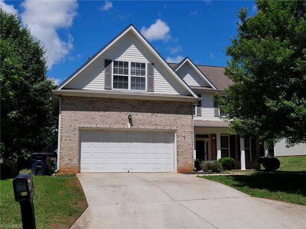 665 Pecan Ridge CIR, Kernersville, NC 27284