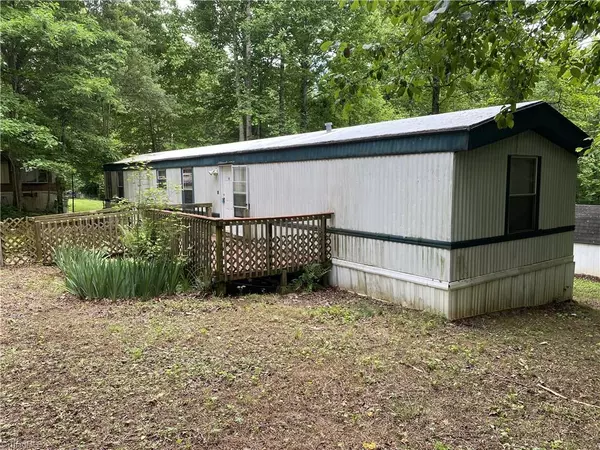 Roaring River, NC 27669,450 Annie Sophia LN