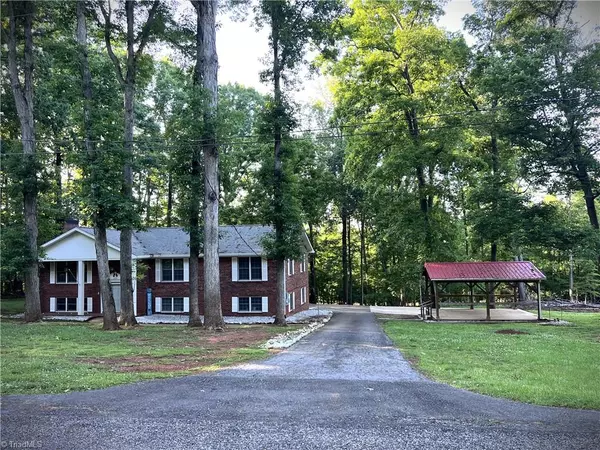 1774 Sauratown RD, Germanton, NC 27019