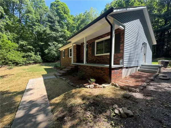 174 Butternut RD, North Wilkesboro, NC 28659