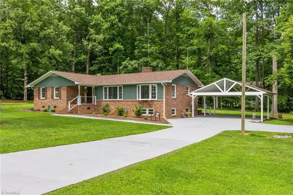 3829 E LEE ST,  Greensboro,  NC 27406