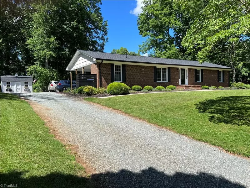 511 E Stagecoach RD, Mebane, NC 27302