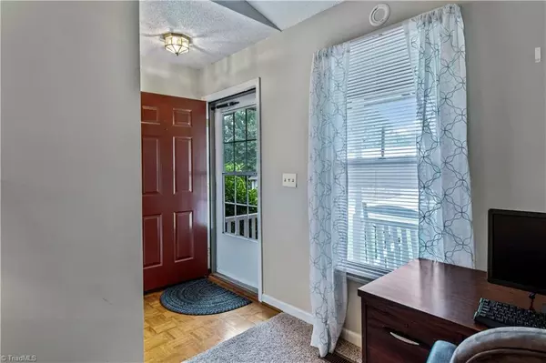 King, NC 27021,201 Forrest Oaks DR