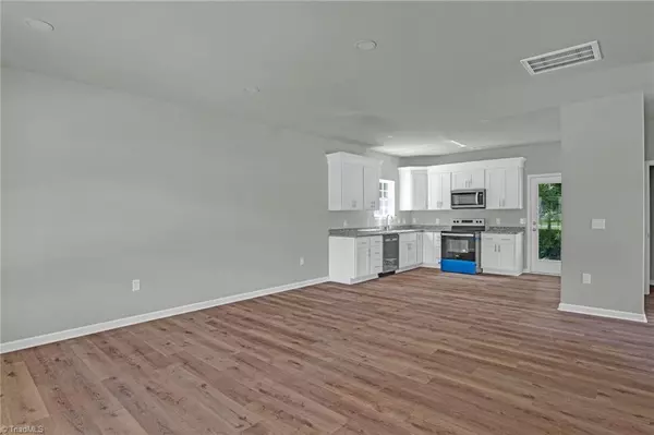 High Point, NC 27265,2513 Dallas AVE