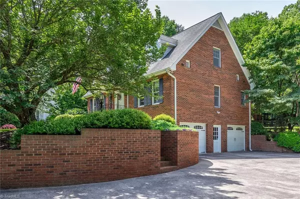 Winston Salem, NC 27106,4536 Thacker Hill DR