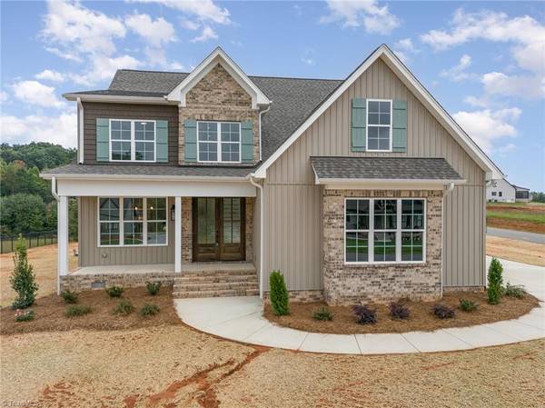 7702 Dovefield DR, Stokesdale, NC 27357