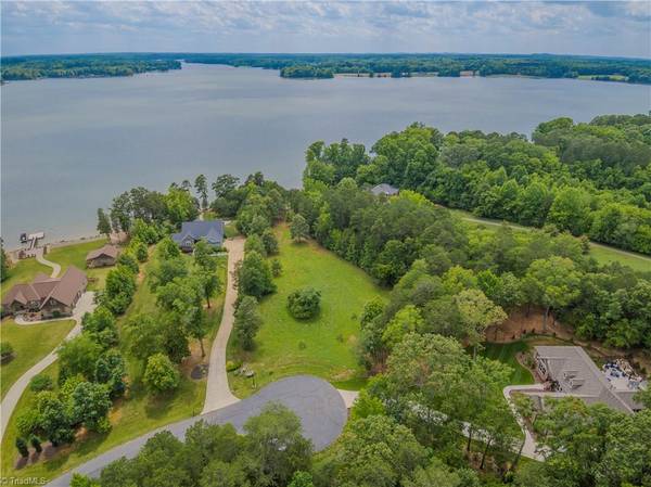 1461 Starboard Reach, Lexington, NC 27292