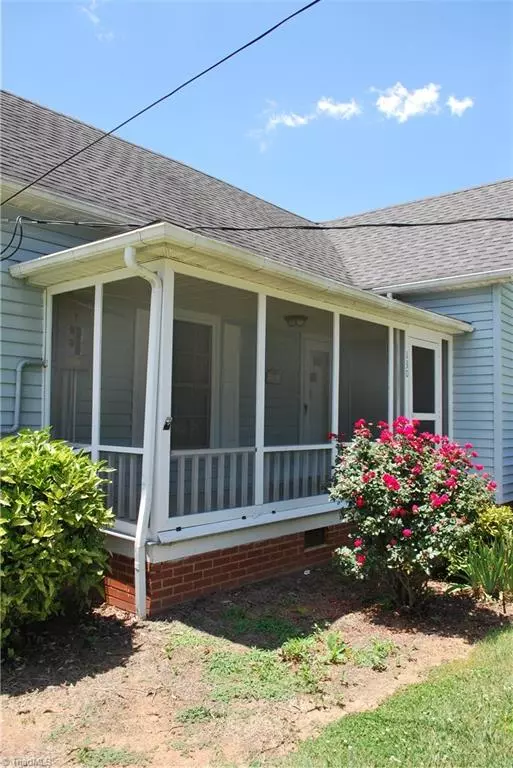 Mocksville, NC 27014,130 Main ST