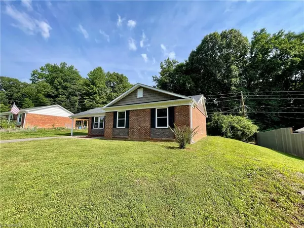 King, NC 27021,321 Northfield DR