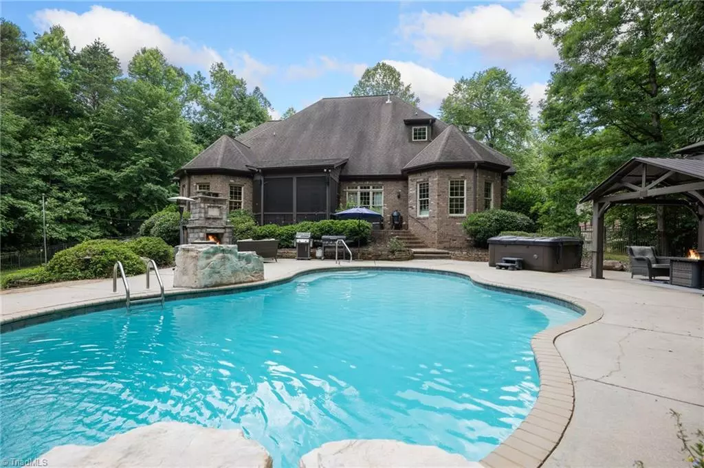 Oak Ridge, NC 27310,8300 Linville Oaks DR