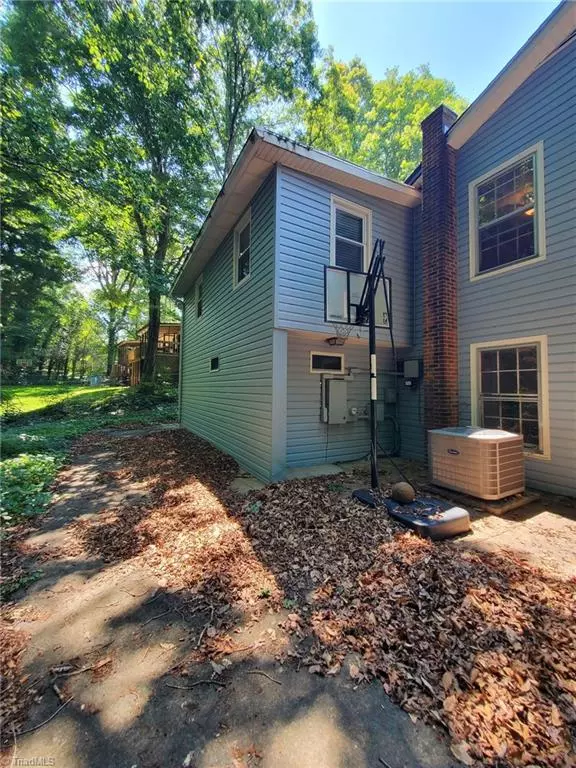 Lewisville, NC 27023,609 Pepperidge RD