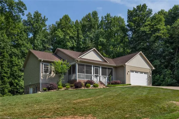 315 Poplar Creek DR, Wilkesboro, NC 28697