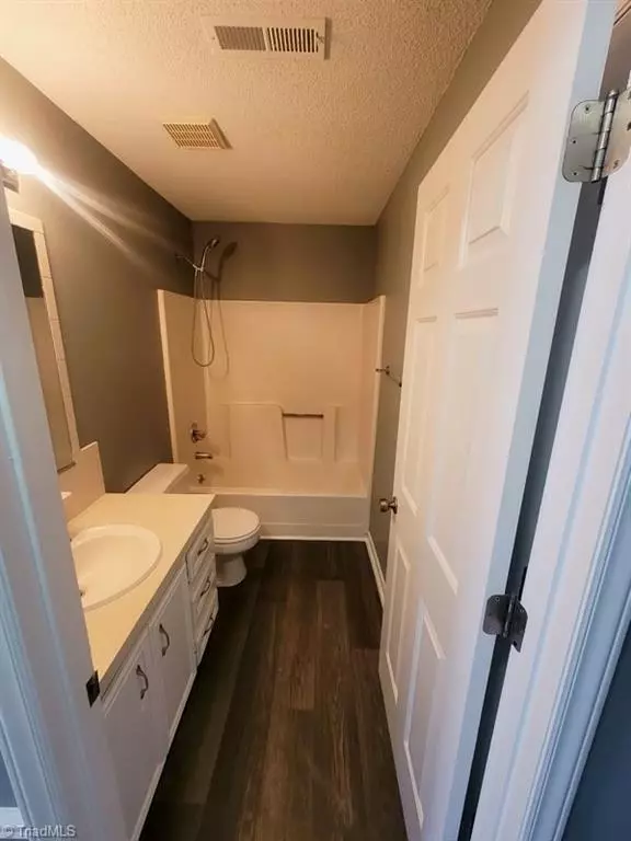 Winston Salem, NC 27104,238 Olde Vineyard CT