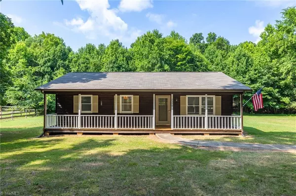 7336 Davis Country RD, Randleman, NC 27317