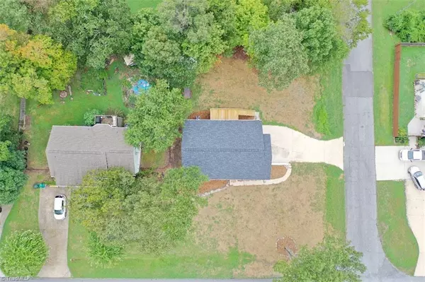 Thomasville, NC 27360,100 Hidden Hills DR