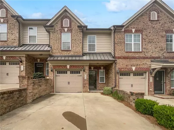 1025 Richmond Park DR,  Winston Salem,  NC 27103