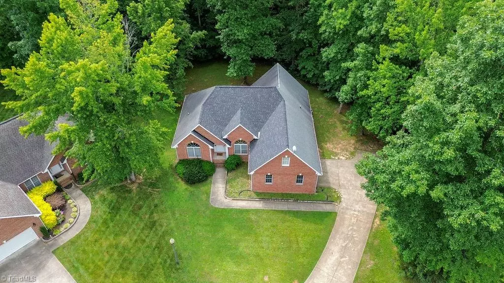 Mebane, NC 27302,3463 Candlebrook CT