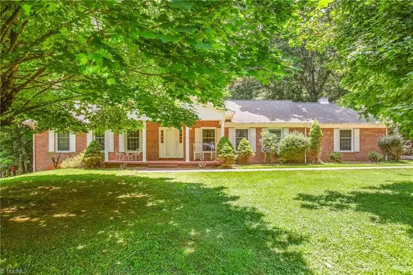 270 Little River DR, Sparta, NC 28675