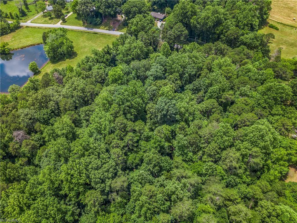 Winston Salem, NC 27107,0 Fox Meadow LN