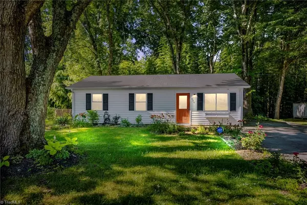 324 Weatherford DR, King, NC 27021