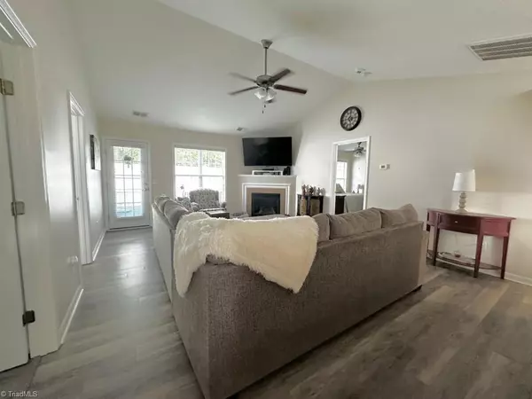 Kernersville, NC 27284,4433 Weatherton DR